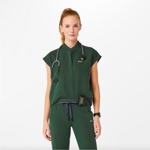 Figs Racing Green Scrub Set